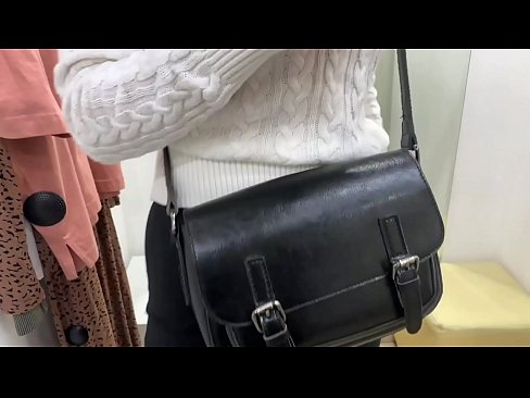 ❤️ Masturbation publique de la jeune salope FeralBerry avec un gode dans la cabine d'essayage ❤ Vidéo de porno at fr.porngameshub.ru ❌️❤